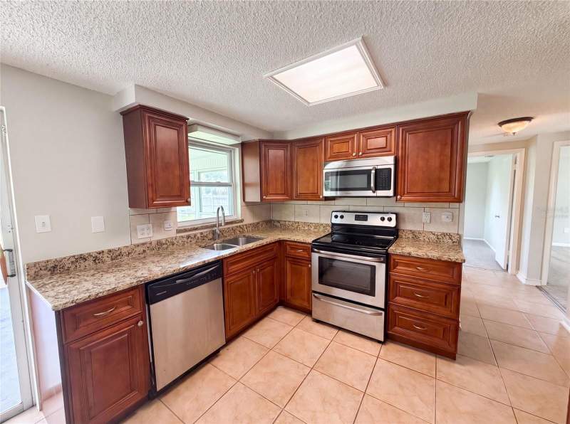 2 bedroom Single Family Residence at 3518 Gorman Drive, Seven Spgs Homes, New Port Richey — photo 2