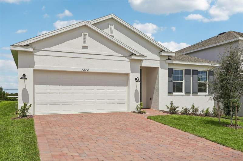 4 bedroom Single Family Residence at 7272 ROLLING LEAF ROAD, TRINITY LAKES PH 3, GROVELAND — photo 2