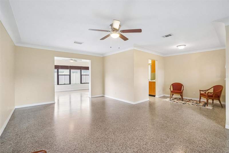 3 bedroom Single Family Residence at 1421 Temple Street, Sunny Park Groves, Clearwater — photo 4