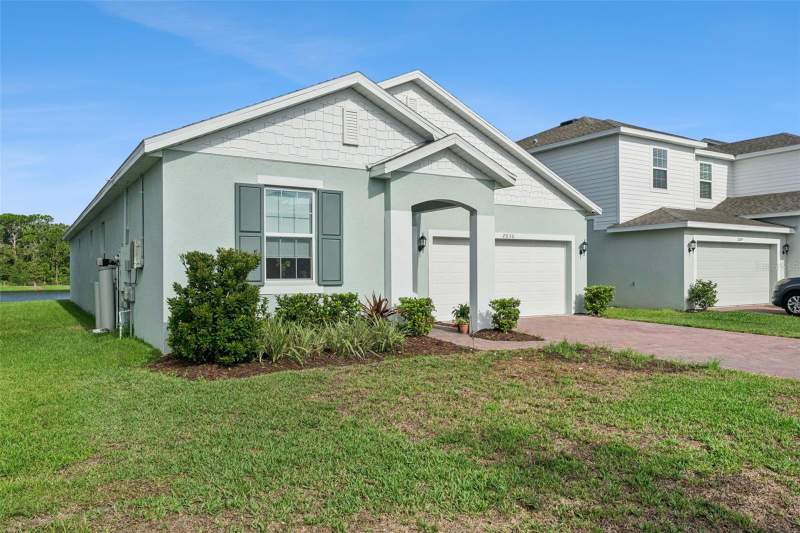 4 bedroom Single Family Residence at 2030 Iorio St, Trinity Place Ph 1, St Cloud — photo 3