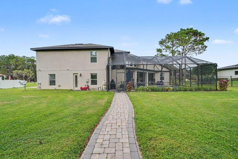 5 bedroom Single Family Residence at 16206 East Shirley Shores Road, Shirley Shores, Tavares — photo 2