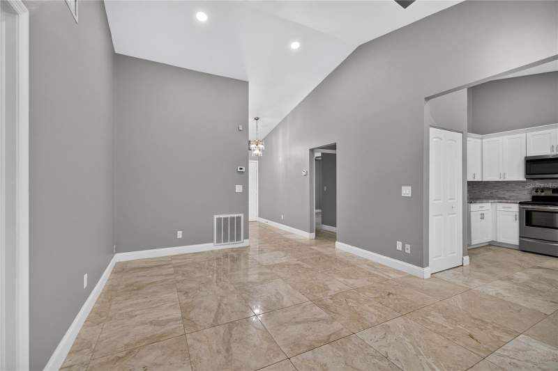 2 bedroom Townhouse at 4004 Shoreside Circle, Carrollwood Sprgs Cluster Hms, Tampa — photo 4