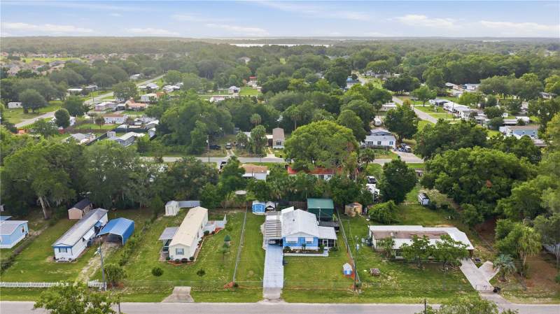 2 bedroom Manufactured Home at 14121 SE 91st Court, Little Lake Weir, Summerfield — photo 5
