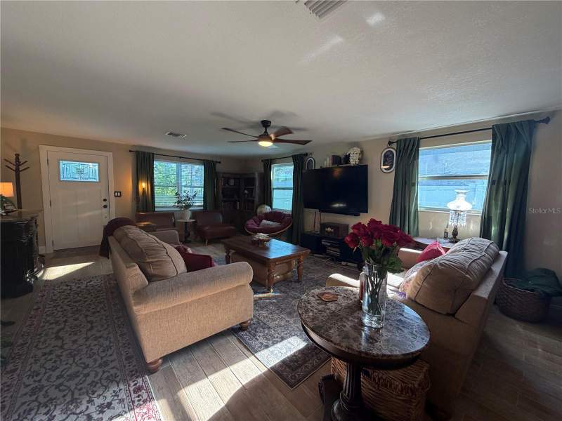 2 bedroom Single Family Residence at 4241 66th Avenue, Juanita Park, Pinellas Park — photo 3