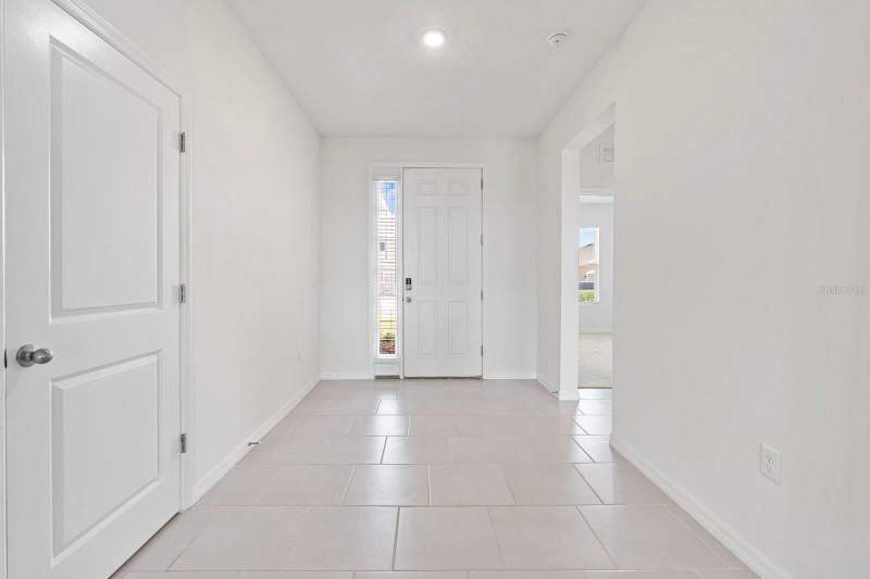 4 bedroom Single Family Residence at 3507 Golden Wheat Lane, Varrea Ph 1, Plant City — photo 5