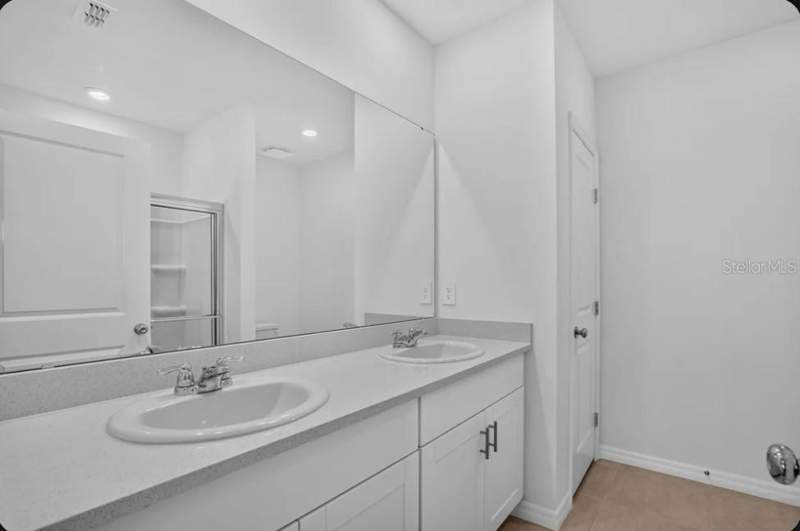3 bedroom Single Family Residence at 9316 Chiswell Trail, Cove At Coasterra, Palmetto — photo 5