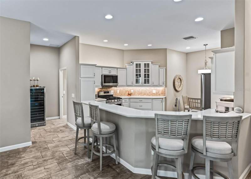 3 bedroom Single Family Residence at 6065 Keckonen Drive, Southern Oaks Un 40, The Villages — photo 5