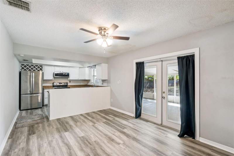 3 bedroom Single Family Residence at 4035 Wendy Drive, Lake Sparling Heights, Orlando — photo 5