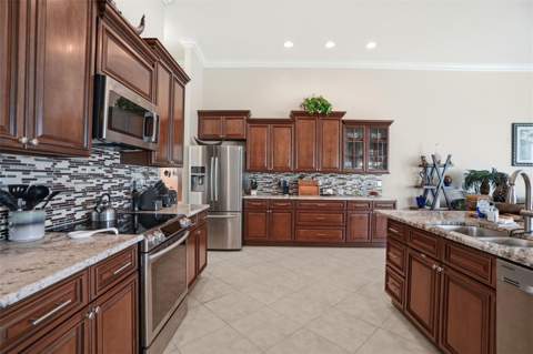 9203 Lake Cypress Loop, Weeki Wachee FL - photo 24 of 79