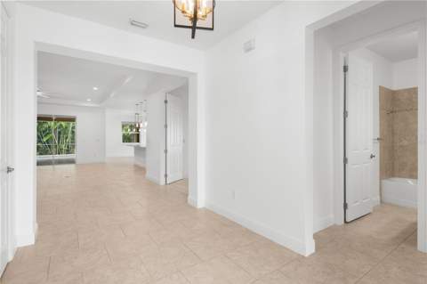5790 Rock Dove Drive, Sarasota FL - photo 11 of 62