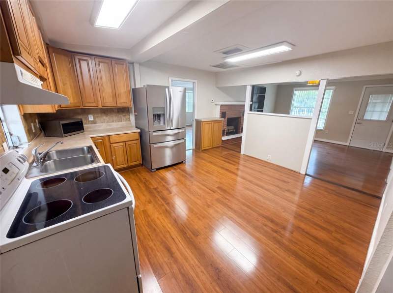 3 bedroom Single Family Residence at 345 Acropolis Drive, Dunedin, Dunedin — photo 2