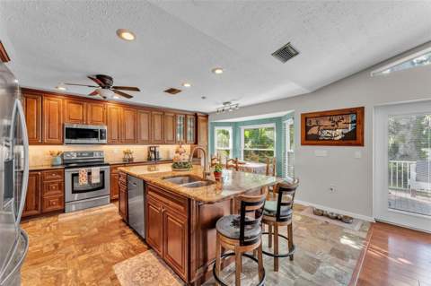 5108 Waterwood Drive, Bartow FL - photo 9 of 46