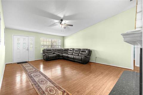 925 Beverly Harbors Drive, Leesburg FL - photo 6 of 6