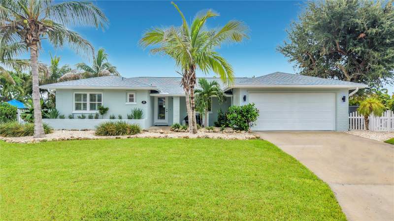 2931 ALTON DRIVE home for sale in Vina-Del-Mar