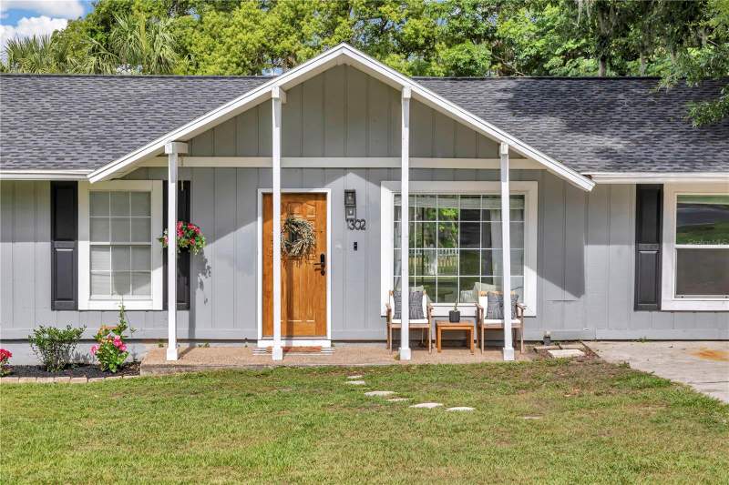 4 bedroom Single Family Residence at 1302 SE Sanchez Avenue, Woodrows, Ocala — photo 2