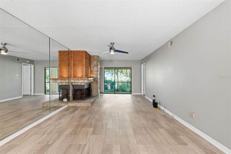 2 bedroom Condominium at 3163 Landmark Drive #615, Eagles Glen Condo, Clearwater — photo 5