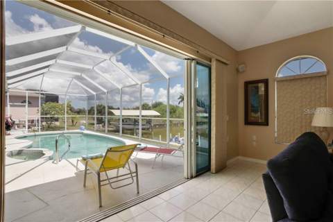 15352 Pottstown Avenue, Port Charlotte FL - photo 16 of 36
