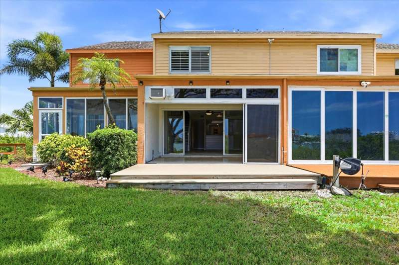 2 bedroom Villa at 14628 Loridawn Drive #13, Tara Cay, Seminole — photo 4