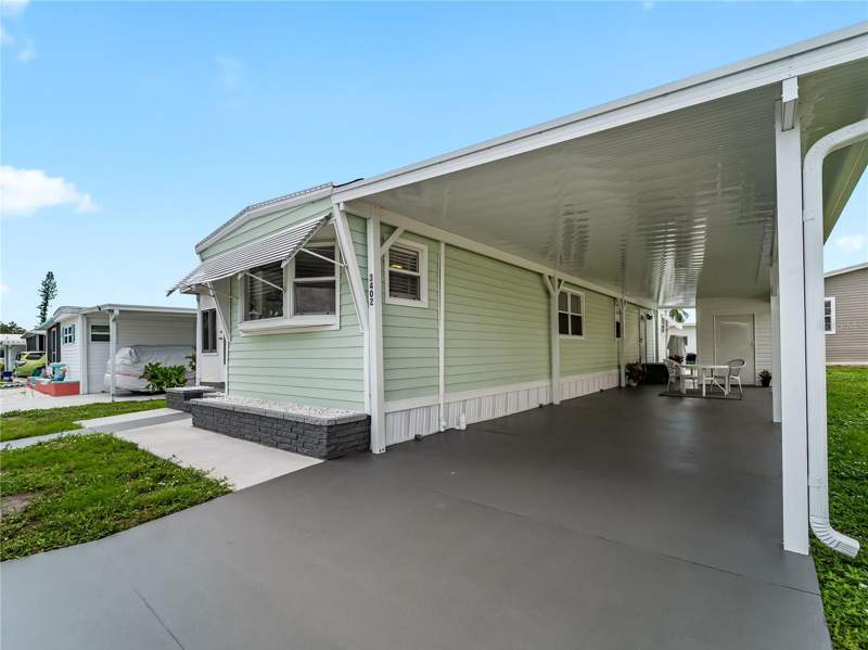 2 bedroom Mobile Home at 3402 Shingle Oak Terrace, Oakwood Manor, Sarasota — photo 3