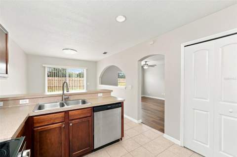 2036 Portcastle Circle, Winter Garden FL - photo 20 of 43