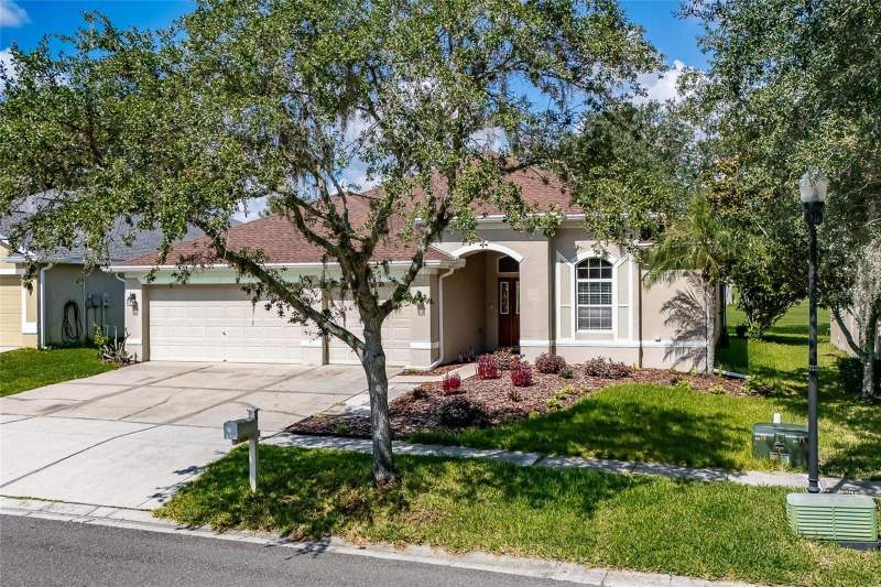 5 bedroom Single Family Residence at 1438 Emerald Hill Way, Diamond Hill, Valrico — photo 2