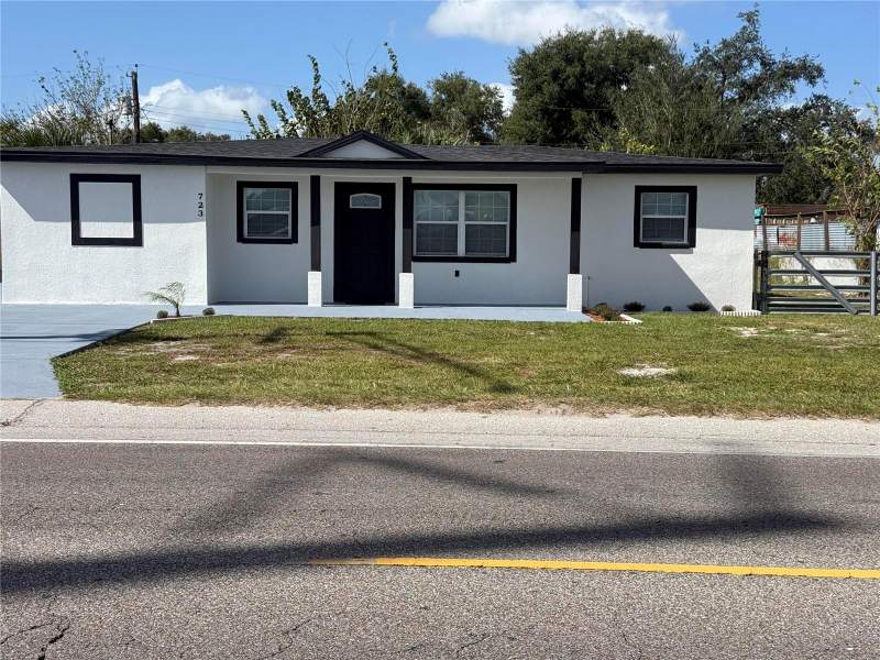 3 bedroom Single Family Residence at 723 S Combee Road, Meadowlawn, Lakeland — photo 2
