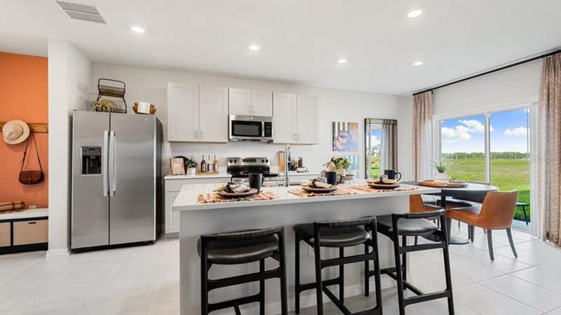 3 bedroom Single Family Residence at 13827 Shellmore Avenue, Cove At Coasterra, Palmetto — photo 2