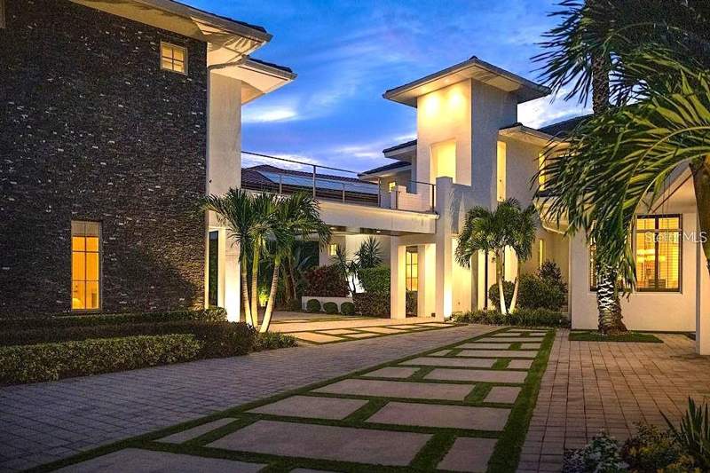 9721 CARILLON PARK DRIVE home for sale in Keenes Pointe