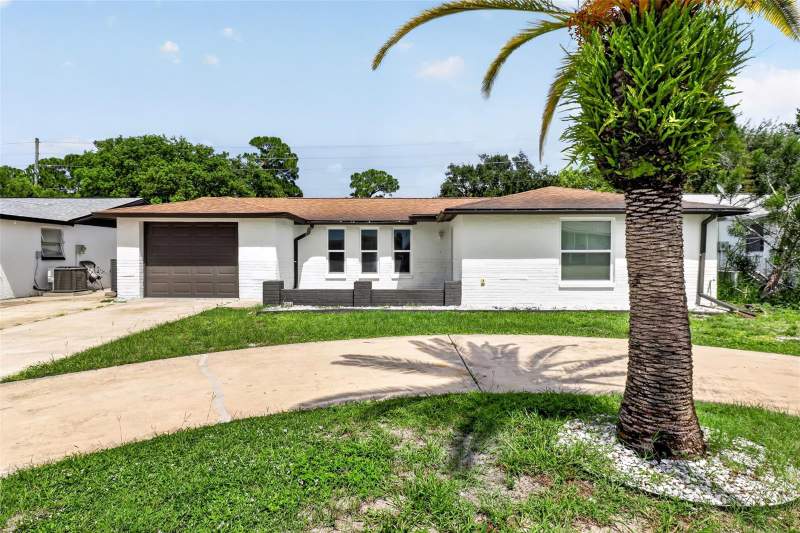 11236 YELLOWWOOD LANE home for sale in Palm Terrace Gardens