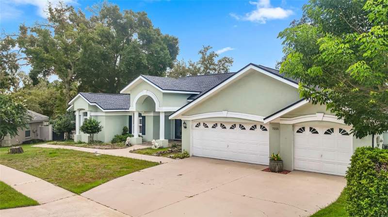 4 bedroom Single Family Residence at 7225 River Forest Lane, River Forest Reserve, Temple Terrace — photo 3