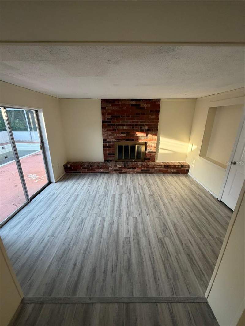 3 bedroom Single Family Residence at 1923 Fruitland Park Circle, Fruitland Park, Eagle Lake — photo 5