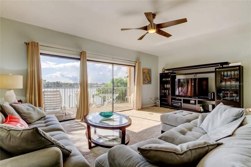 2 bedroom Townhouse at 135 92nd Avenue #5, One Thirty Five Sunset Place, Treasure Island — photo 2