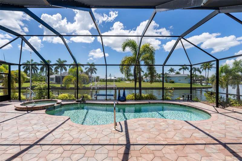 3 bedroom Single Family Residence at 9326 Rosebud Circle, Port Charlotte Sec 081, Port Charlotte — photo 5