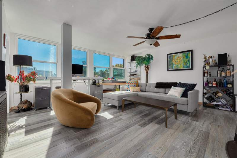 1 bedroom Condominium at 841 4th Avenue #38, Suncoast Towers Apts Co-Op, St Petersburg — photo 2