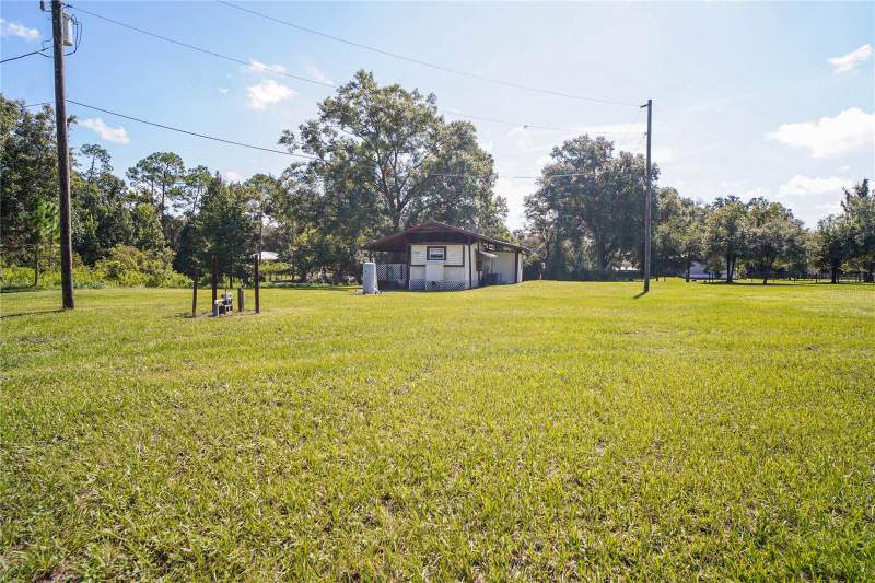 2 bedroom Mobile Home at 8000-8030 Belcher Lane, Land O Lakes, Land O Lakes — photo 3