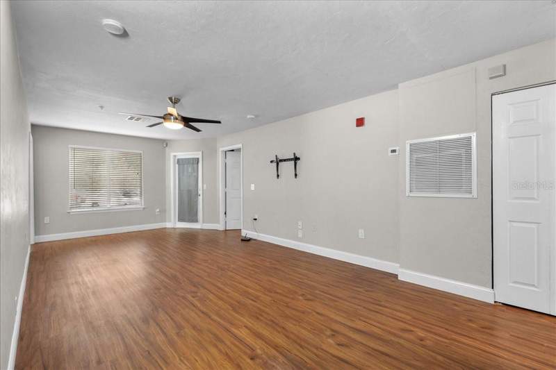 4 bedroom Condominium at 4000 SW 23rd Street #4-105, Countryside University, Gainesville — photo 5