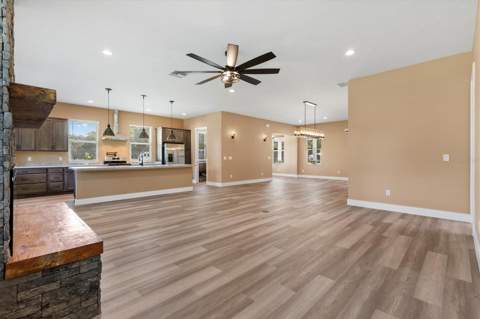 2540 NE 77th Road, Wildwood FL - photo 17 of 54