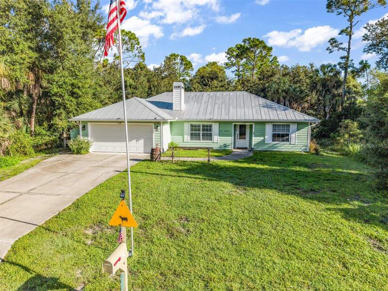 3 bedroom Single Family Residence at 18364 Laramie Avenue, Port Charlotte Sec 014, Port Charlotte — photo 2