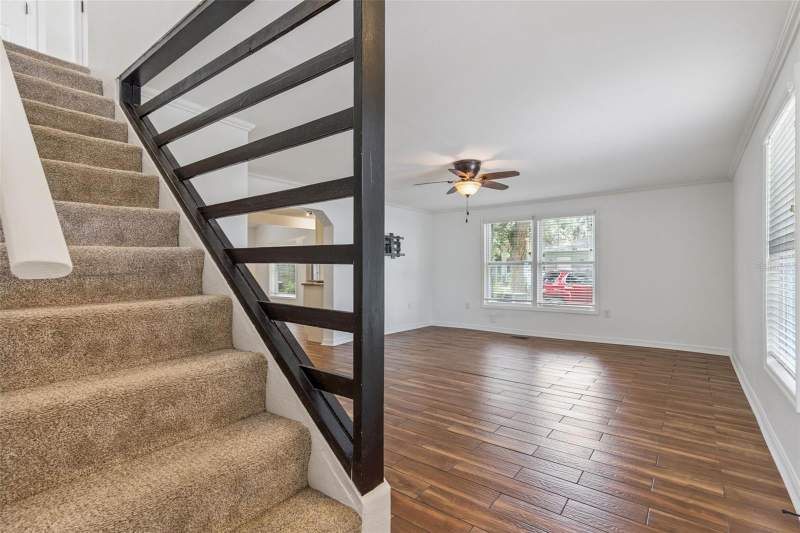 5 bedroom Single Family Residence at 306 S Disston Avenue, Minneola, Minneola — photo 5