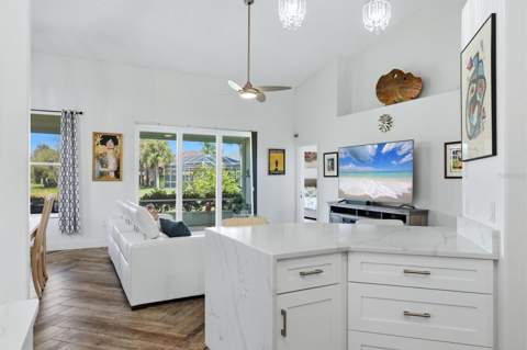 8945 Whitemarsh Avenue, Sarasota FL - photo 14 of 63