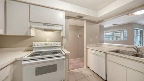 2121 Wood Street #A103, Sarasota FL - photo 10 of 47