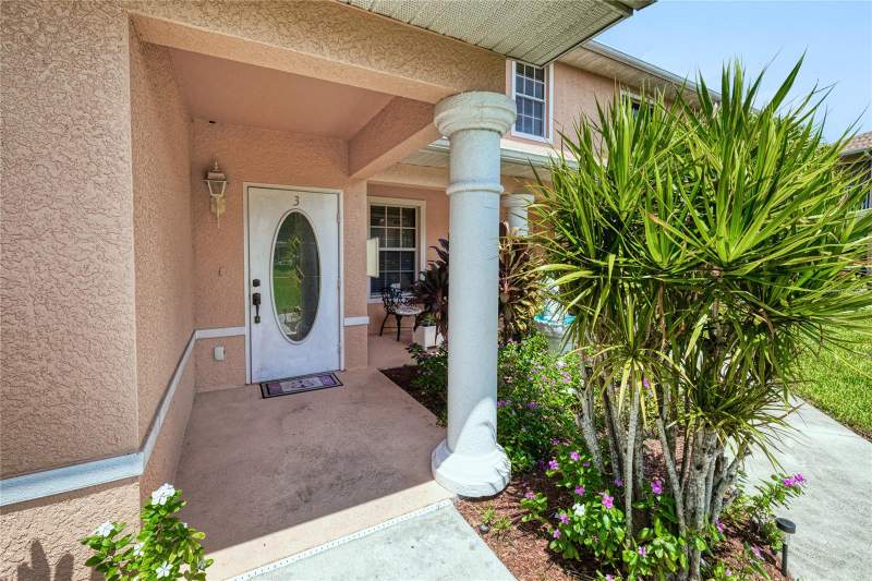 3 bedroom Condominium at 19977 Lake Vista Circle #17D, Kings Green/Majestic Ph 2 Bldg, Lehigh Acres — photo 5