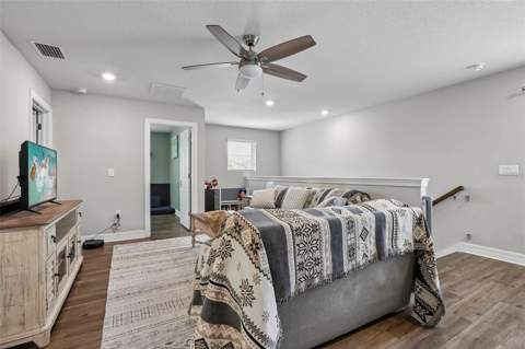 7673 Yale Harbor Drive, Wesley Chapel FL - photo 16 of 38