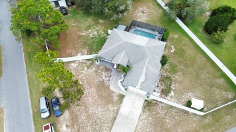 8210 Mackinaw Road, Weeki Wachee FL - photo 8 of 63