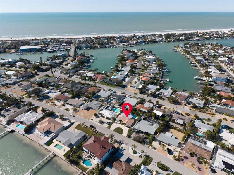 3 bedroom Single Family Residence at 2220 E Vina Del Mar Boulevard, Vina-Del-Mar Sec 1, St Pete Beach — photo 5