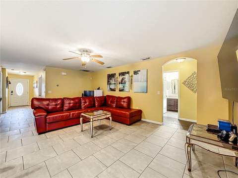 11112 Hidden Breeze Drive, Wimauma FL - photo 14 of 41