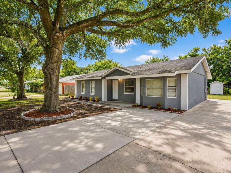4 bedroom Single Family Residence at 4042 Homestead Drive, Homesteadthe Ph 02, Lakeland — photo 2