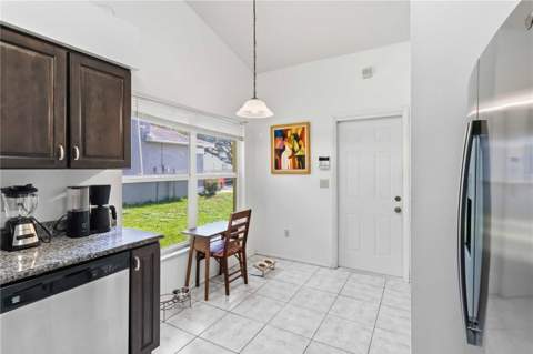 13437 Beechberry Drive, Riverview FL - photo 9 of 42
