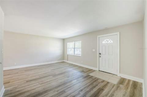 5210 Grandview Drive, Orlando FL - photo 9 of 39