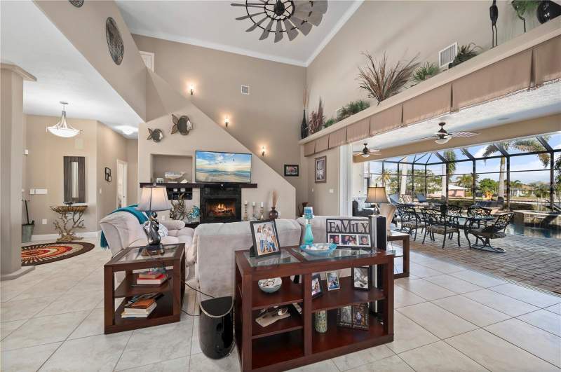 3 bedroom Single Family Residence at 48 Colony Point Drive, Punta Gorda Isles Sec 03, Punta Gorda — photo 3